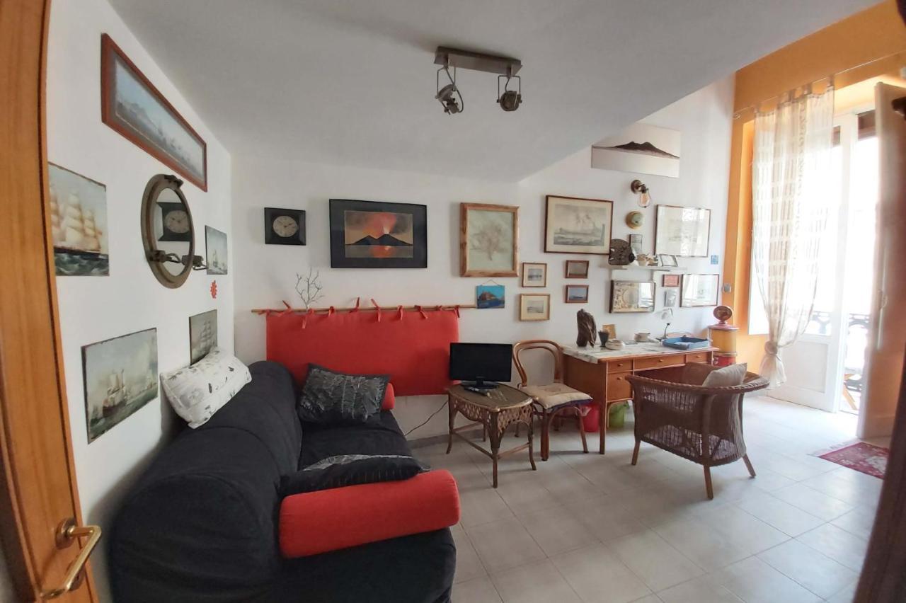 Couette-café Latomare Naples