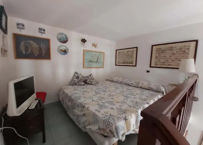 Bed And Breakfast Latomare